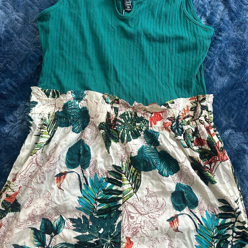 SHEIN Green and Cream Floral Dress